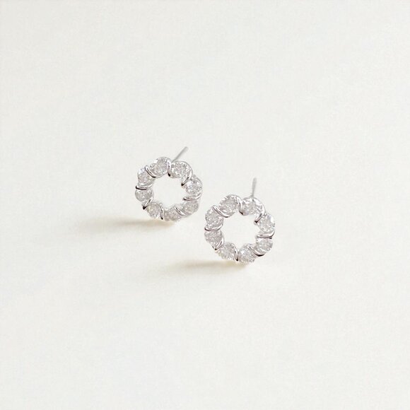 Silver Moissanite Circle Stud Earrings – Crown - Picture 2 of 3